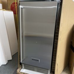 Thor Kitchen 15- Inch Built-In Ice Maker 