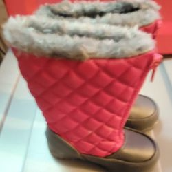Rugged Outdoor Pink Quilted GIRLS Boots 7M Fur Lined 