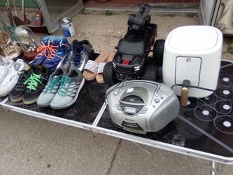 Everything In Pic Is 10.00 Each  Today 12 To 4