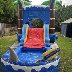 Bounce House With Waterslide And Pool Attachment 