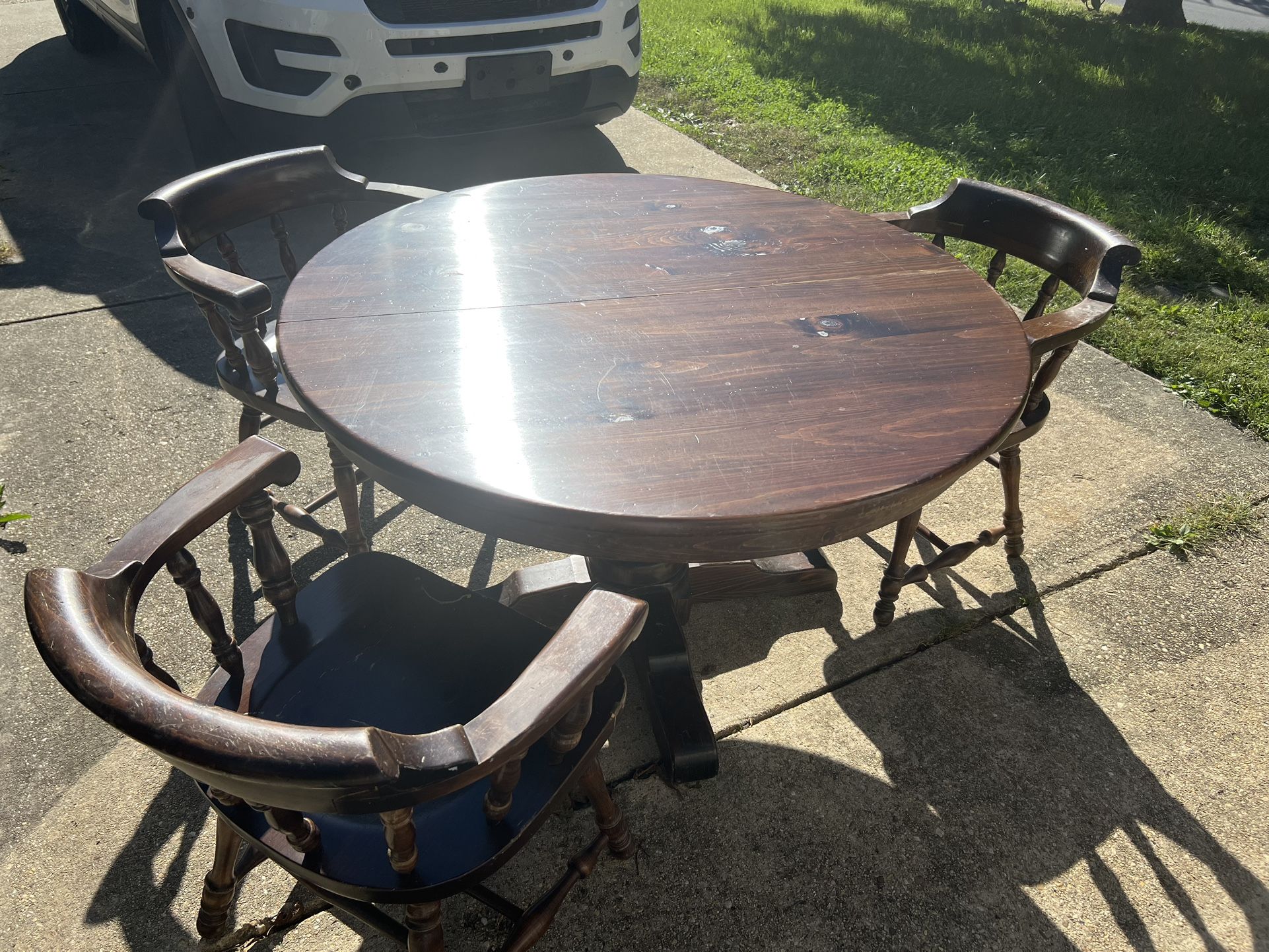 Vintage 1976 Ethan Allen Table & Chairs