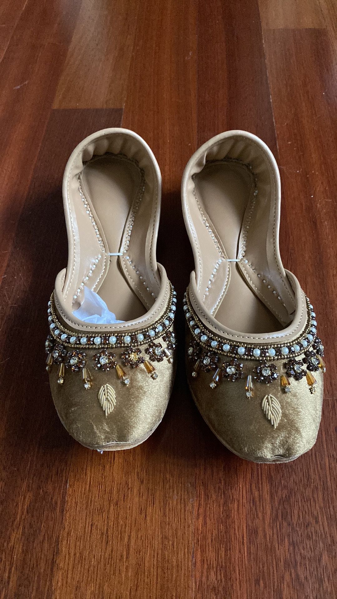 Women’s Flats/ Indian Khussa Size US 6 Women’s 