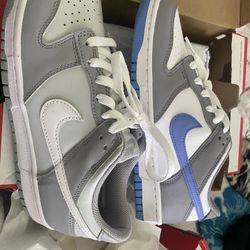 Nike Dunks 