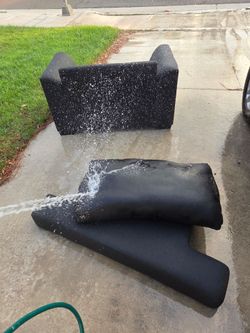 washed couch 40$