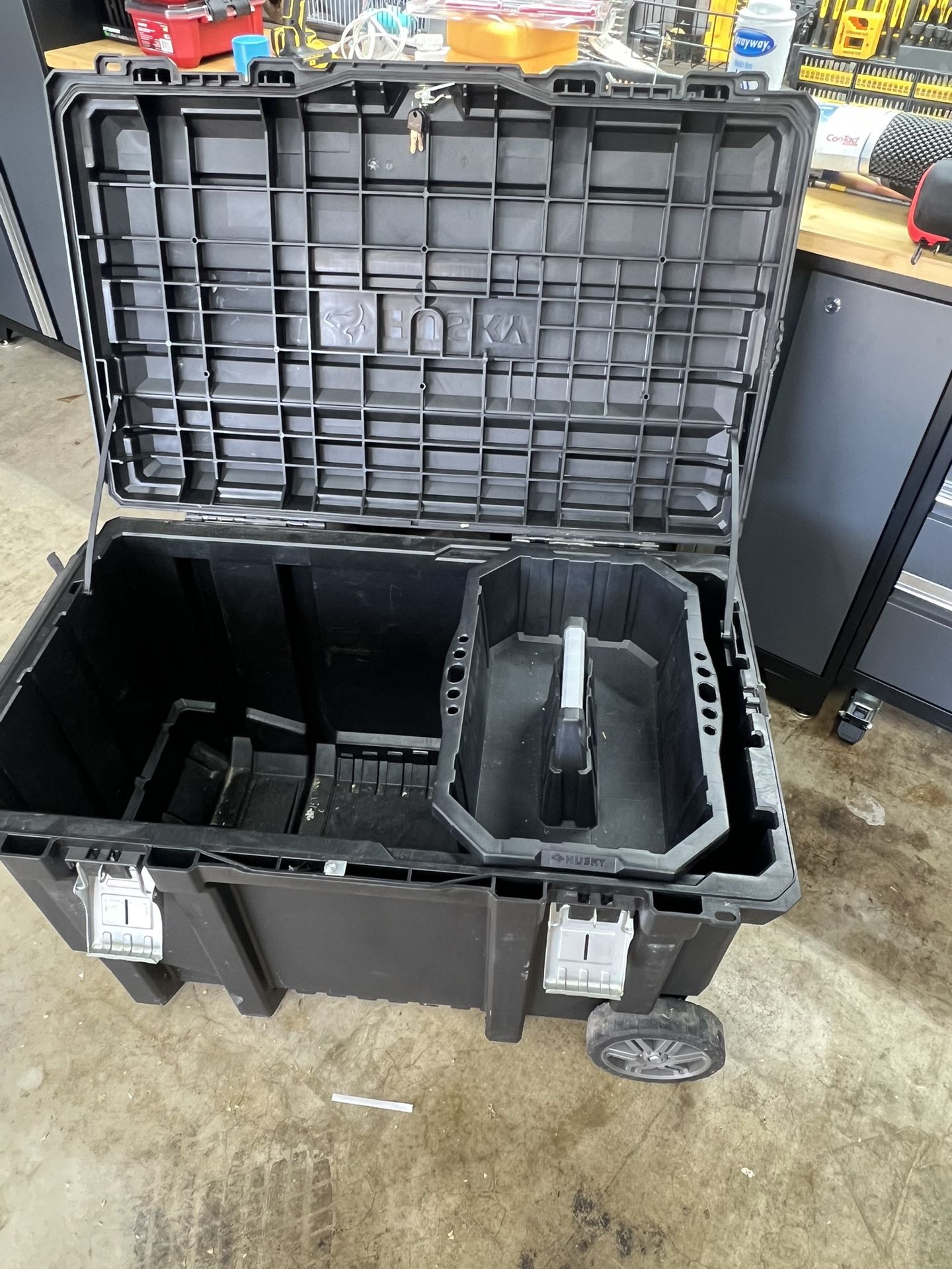 Large Tool Box 