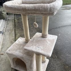 Lknew Cat Condo Playhouse 32”