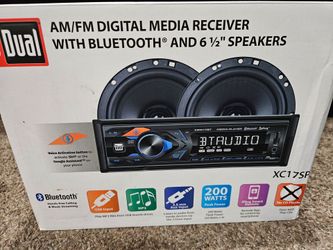 XC17SP Super Slim Single Din  Car Digital Media Receiver w/Bluetooth and 2x 6 1/2 Round Speakers.