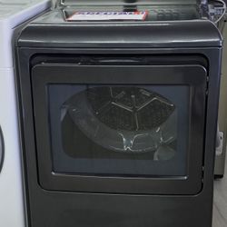 *Brand New Open Box* 
GE Dryer For Sale 
(Works Great)
Comes w/Warranty 
Delivery Available 