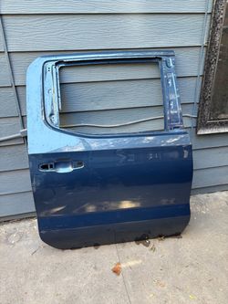2019-2026 Chevy Silverado gmc sierra right rear door