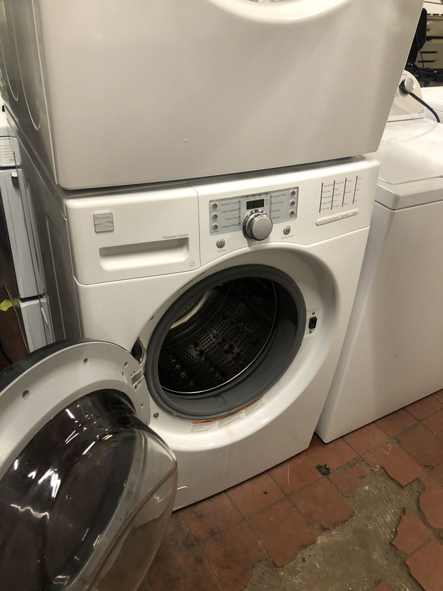 Kenmore washer and electric dryer 240v/lavadora y secadora electrica