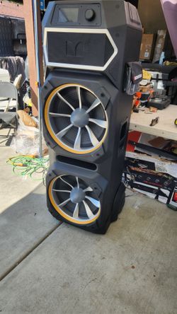 Monster GI30 high-power Bluetooth party speaker (se hable español)
