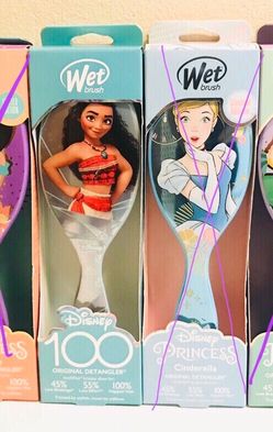 Best Seller! Wet Brush®️💕🏝🐚©️DISNEY “MOANA”🐚🏝💕Original detangler Hair Brush