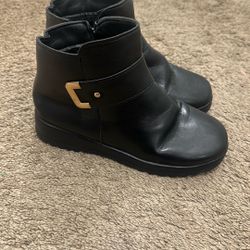 Woman Boots Size 39