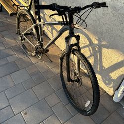 Schwinn Mt. Bike Mountain Bike. 26” Rims. 