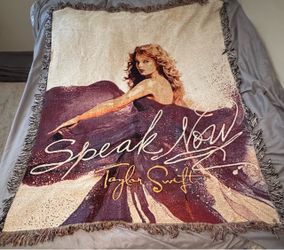 Taylor Swift 2011 Speak Now Tour Woven Throw Blanket Tapestry Fringe RARE