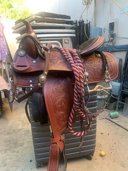 Like new Horse Saddle