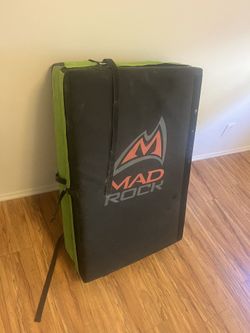 Madrock Bouldering Crashpad