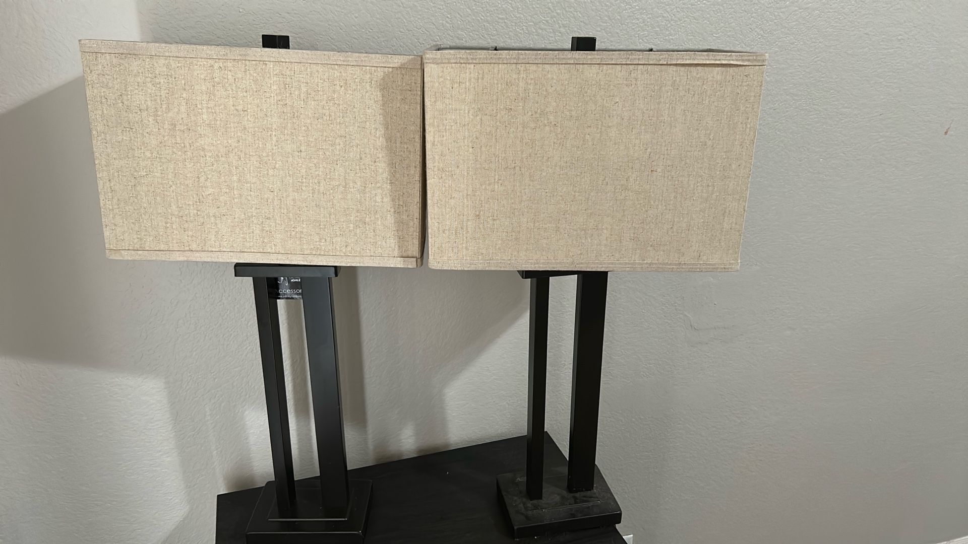 2 Matching Lamps
