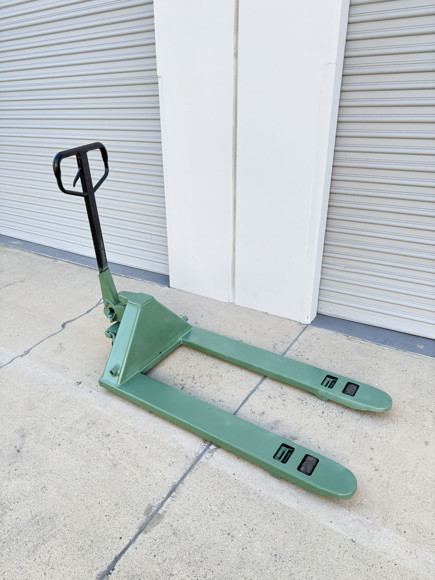 5500 LBS PALLETJACK
