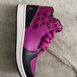 Jordan’s - Size 8 Y. fits women’s 9.5 - Worn once