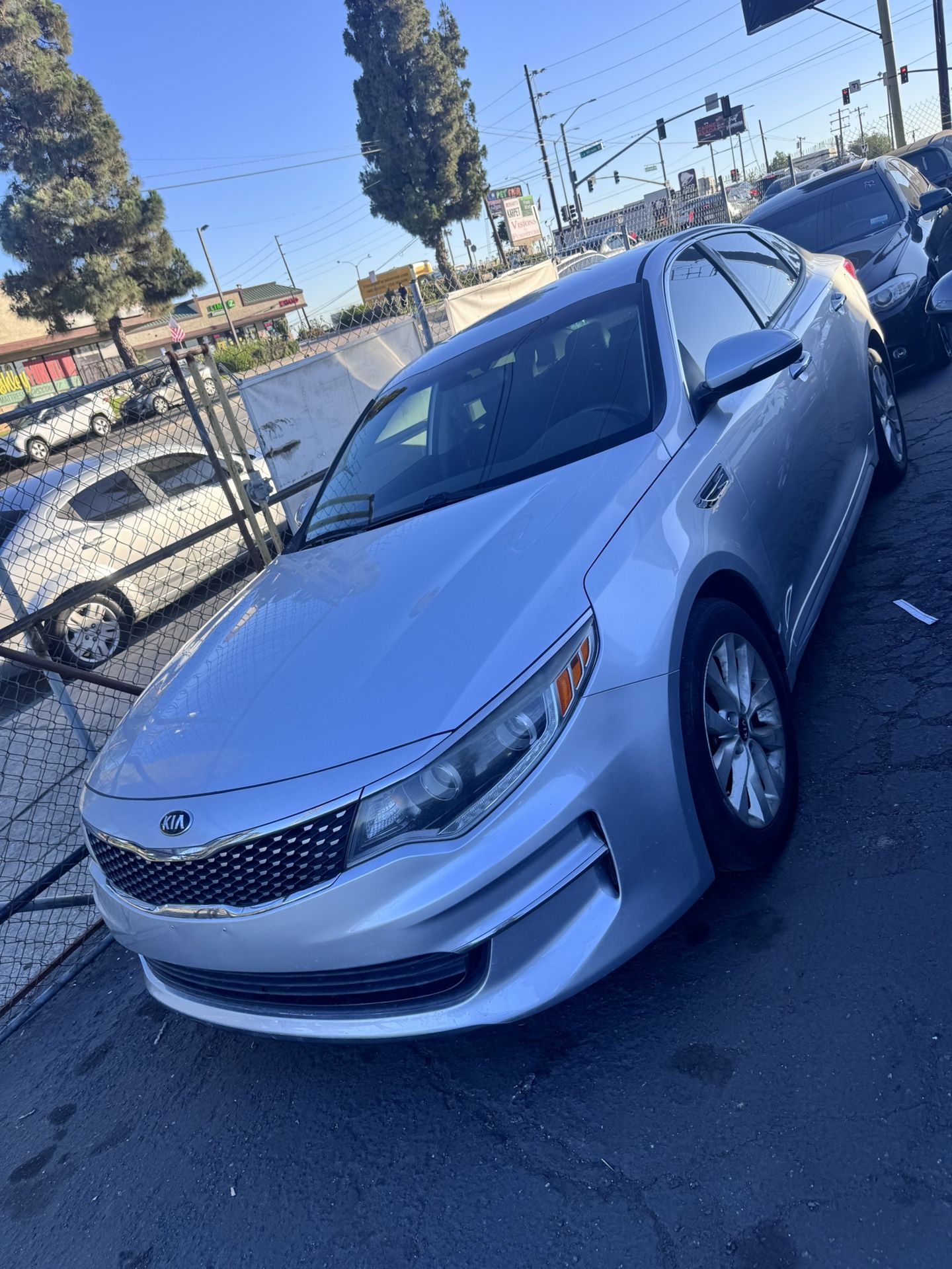 2017 KIA Optima