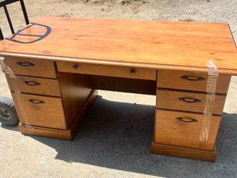 Light  Oak desk