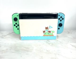 Nintendo switch HAC-001 Animal crossing edition console