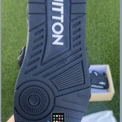 LOUIS VUITTON TRAINER