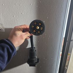 7-way RV-style trailer connector plug 