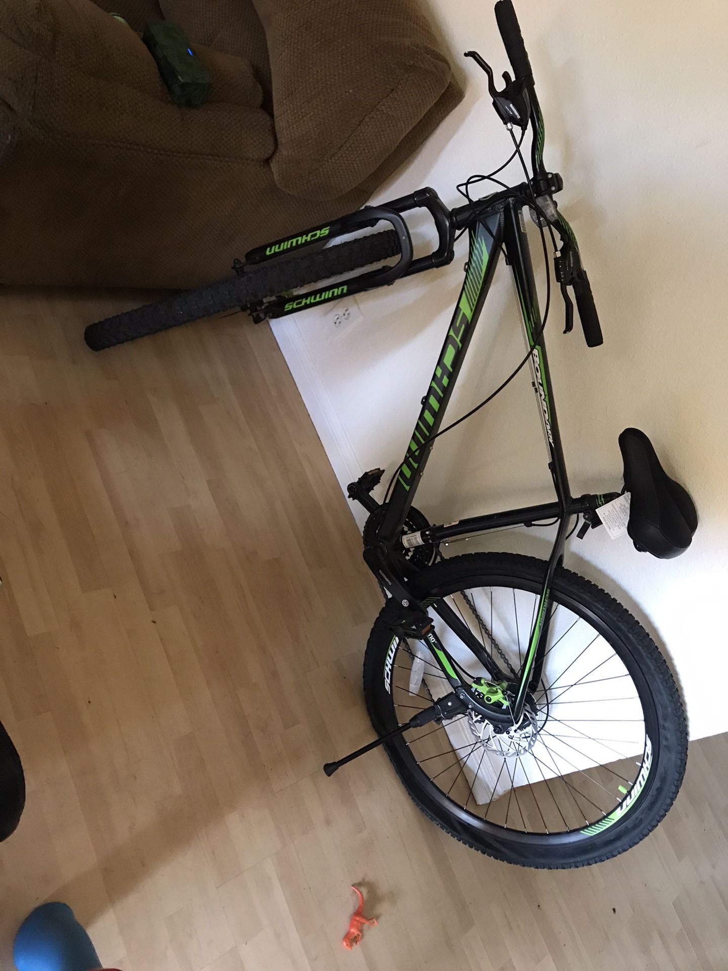 MOUNTAIN BIKE SCHWINN 29"