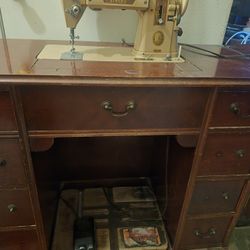1958 SINGER DESK SEWING MACHINE 