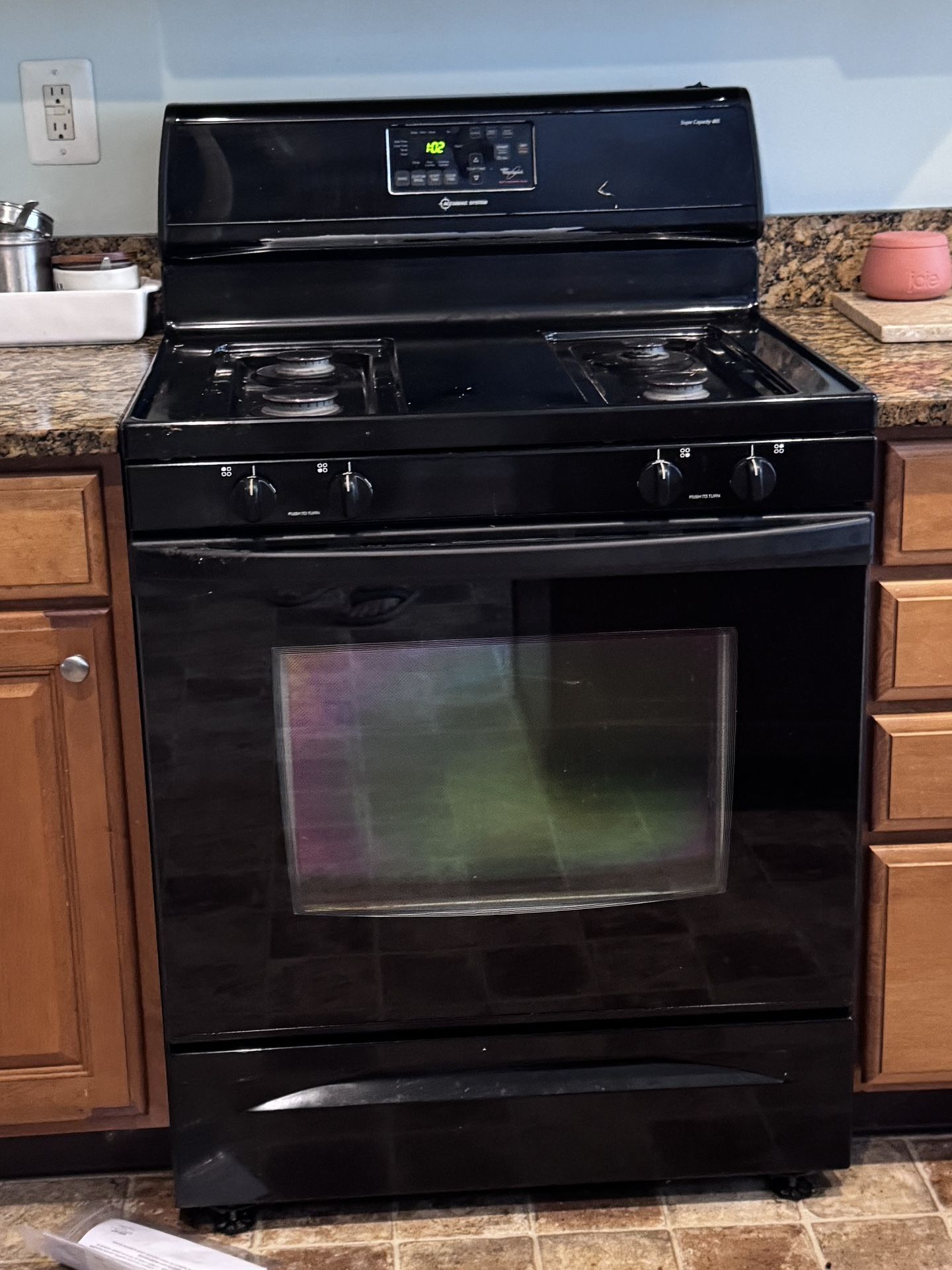 Dishwasher And Gas Stove Top