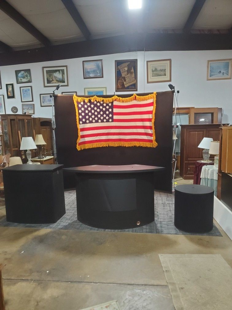 Trade Show Exhibit (Easy Pop Up Back Drop)