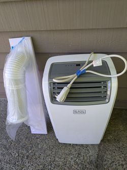 Portable Air conditioner/ Heater Black Decker+ 4in1 (Model BPACT14H) With accessories