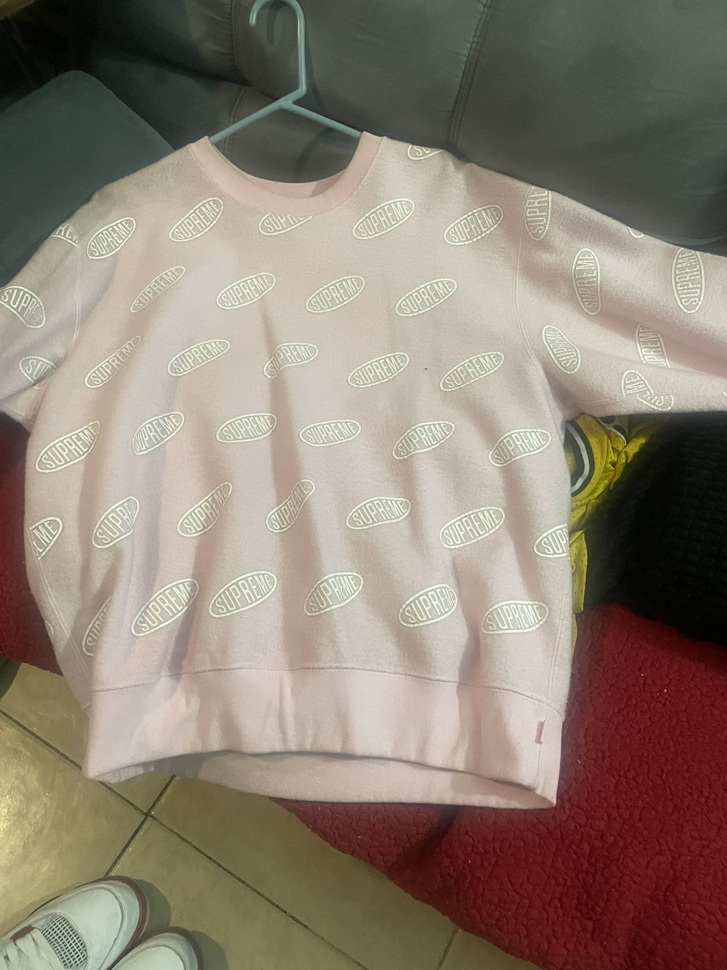 Supreme Crew Neck & Beanie