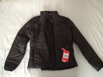 Black North face puff jacket