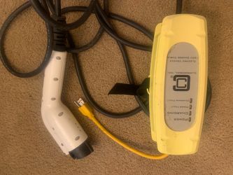 Electric vehicle charging cable