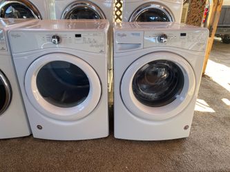 Whirlpool washer and electric dryer