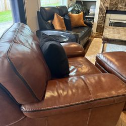 Oversized Leather Chair And Ottoman 