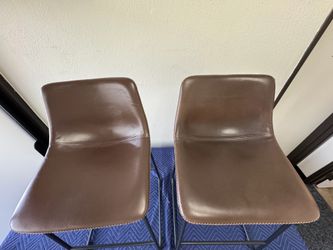 2 Bar Stools