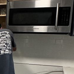 Oven  And Microwave 