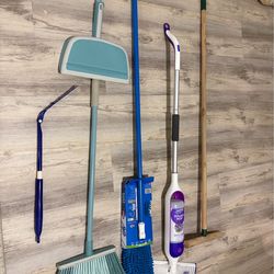 Set of cleaning tools