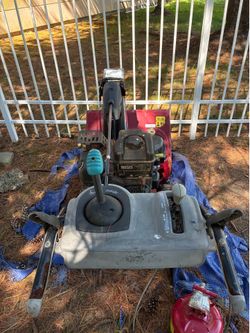 Snowblower, Briggs and Stratton 900