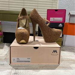 Madison Noel Pumps