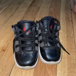 Toddler Jordan 11 Low(Size 7C) 
