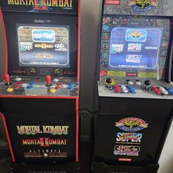 Arcade 1up Mortal Kombat And Street Fighter With Risers