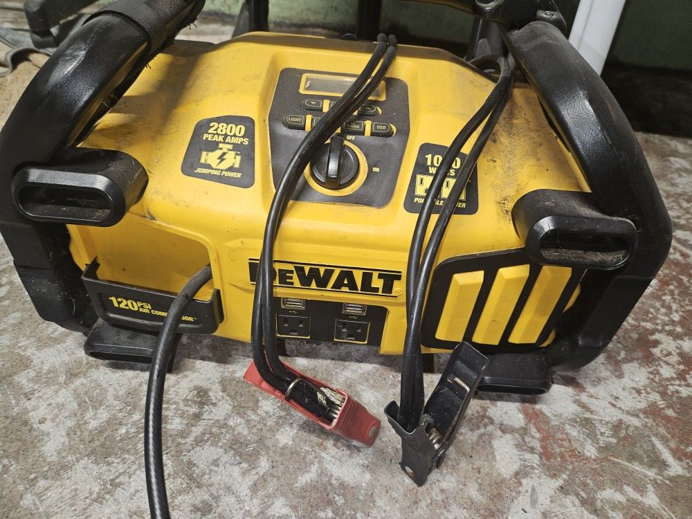 Dewalt Jump Box Power Station