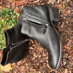 Clark’s Women’s 8.5 Leather Ankle Bootie