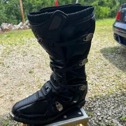 Fox Tracker Dirt Bike  Boots .