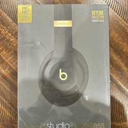 Beats by Dr. Dre Studio3 Wireless Midnight Black Noise Cancelling Premium Model
